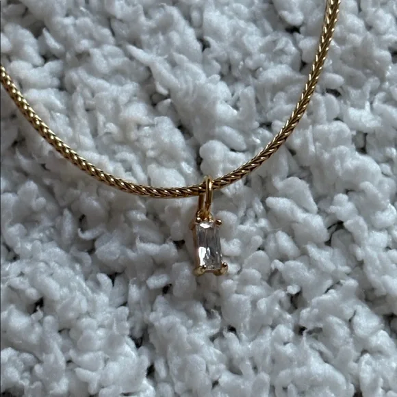 Electric Picks Necklace ⚡️ - Picture 2 of 3